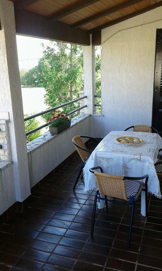 Apartment Tijano Krnica Eksteriør bilde